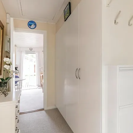 One-bedroom In Daire Neksø